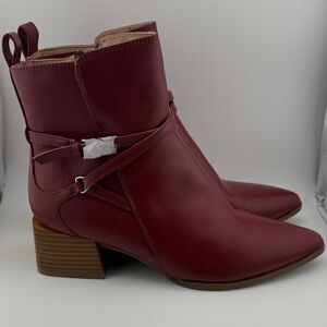 Journee Collection Red Ankle Boots – Size 7.5 (NWOT)